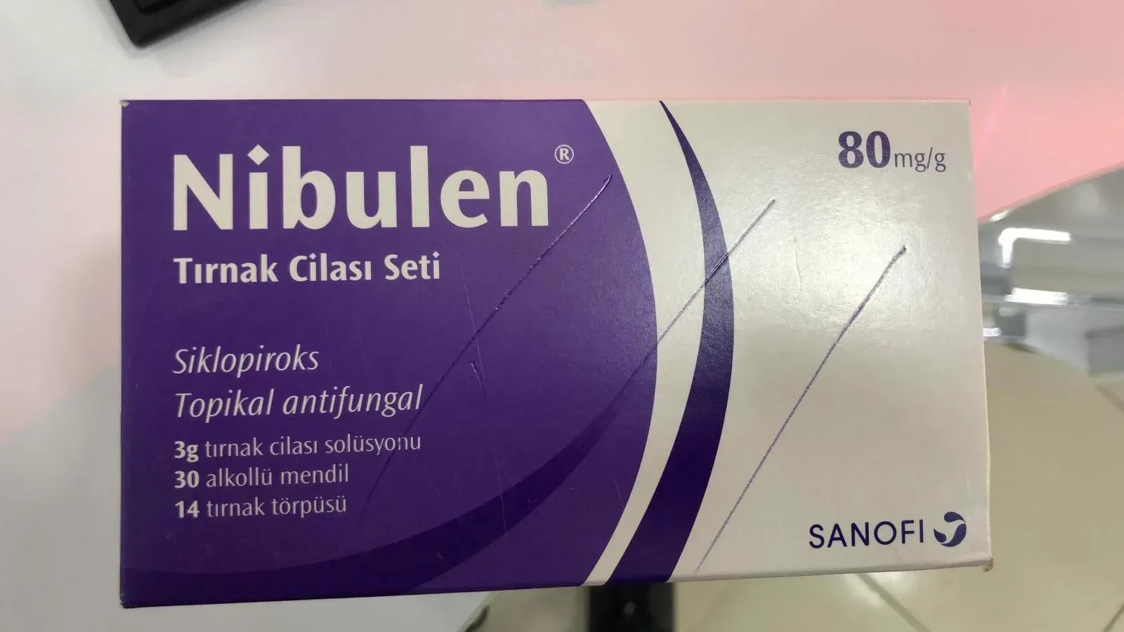 Nibulen tırnak cilası nasıl kullanılır?